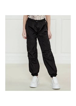 Guess Spodnie | Relaxed fit ze sklepu Gomez Fashion Store w kategorii Spodnie dziewczęce - zdjęcie 184960236