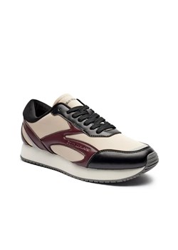 Calvin Klein Jeans Sneakersy RETRO RUNNER ze sklepu Gomez Fashion Store w kategorii Buty sportowe męskie - zdjęcie 184962015