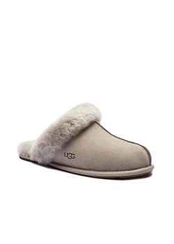 UGG Skórzane obuwie domowe SCUFFETTE II | z dodatkiem wełny ze sklepu Gomez Fashion Store w kategorii Kapcie damskie - zdjęcie 184963618