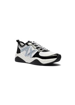 Armani Exchange Sneakersy ze sklepu Gomez Fashion Store w kategorii Buty sportowe damskie - zdjęcie 184964748