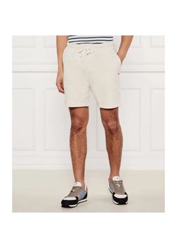 Tommy Jeans Szorty | Regular Fit ze sklepu Gomez Fashion Store w kategorii Spodenki męskie - zdjęcie 184973095