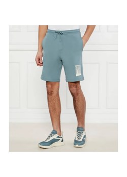 Calvin Klein Jeans Szorty | Regular Fit ze sklepu Gomez Fashion Store w kategorii Spodenki męskie - zdjęcie 184973437