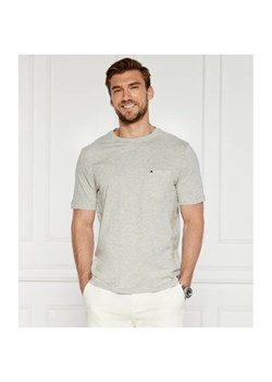 Tommy Hilfiger T-shirt POCKET TEE | Regular Fit ze sklepu Gomez Fashion Store w kategorii T-shirty męskie - zdjęcie 184979229
