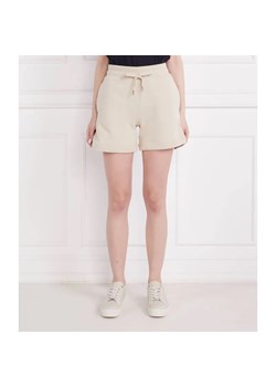Tommy Hilfiger Szorty 1985 MINI CORP LOGO TERRY SHORTS | Regular Fit ze sklepu Gomez Fashion Store w kategorii Szorty - zdjęcie 184979527