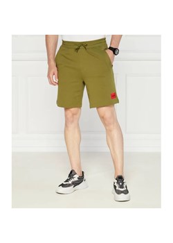 HUGO Szorty Diz222 | Regular Fit ze sklepu Gomez Fashion Store w kategorii Spodenki męskie - zdjęcie 184979597