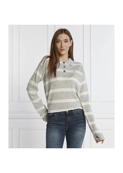 Tommy Hilfiger Wełniany sweter SOFT WOOL POLO-NK SWEATER | Regular Fit ze sklepu Gomez Fashion Store w kategorii Swetry damskie - zdjęcie 184980885