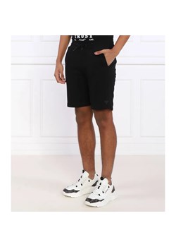 GUESS ACTIVE Szorty ALDWIN | Regular Fit ze sklepu Gomez Fashion Store w kategorii Spodenki męskie - zdjęcie 184985748
