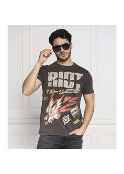 GUESS T-shirt RIOT TOUR | Regular Fit ze sklepu Gomez Fashion Store w kategorii T-shirty męskie - zdjęcie 184986586