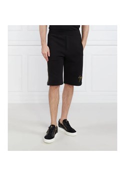 Giuseppe Zanotti Szorty | Regular Fit ze sklepu Gomez Fashion Store w kategorii Spodenki męskie - zdjęcie 184991735
