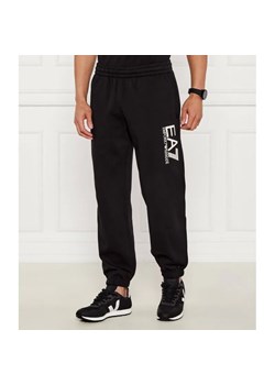 EA7 Spodnie dresowe | Modern fit ze sklepu Gomez Fashion Store w kategorii Spodnie męskie - zdjęcie 184992909