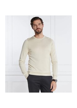 Calvin Klein Sweter SILK BLEND CN | Slim Fit | z dodatkiem jedwabiu ze sklepu Gomez Fashion Store w kategorii Swetry męskie - zdjęcie 184995156