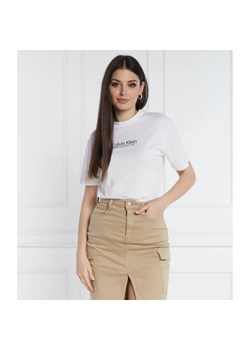 Calvin Klein T-shirt COORDINATES | Regular Fit ze sklepu Gomez Fashion Store w kategorii Bluzki damskie - zdjęcie 184998468