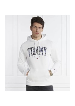 Tommy Jeans Bluza CAMO NEW VRSTY | Regular Fit ze sklepu Gomez Fashion Store w kategorii Bluzy męskie - zdjęcie 184998527