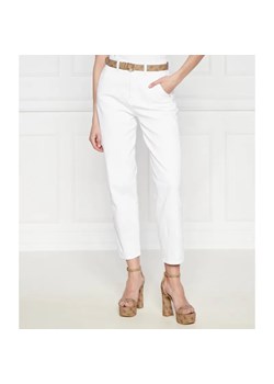 GUESS Jeansy NEW ANDREA BARREL | Relaxed fit ze sklepu Gomez Fashion Store w kategorii Jeansy damskie - zdjęcie 184999446