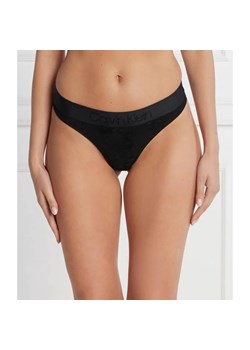 Calvin Klein Underwear Stringi ze sklepu Gomez Fashion Store w kategorii Majtki damskie - zdjęcie 185000826