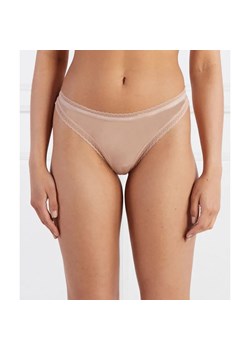 Calvin Klein Underwear Stringi ze sklepu Gomez Fashion Store w kategorii Majtki damskie - zdjęcie 185000857