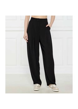Armani Exchange Spodnie | Regular Fit ze sklepu Gomez Fashion Store w kategorii Spodnie damskie - zdjęcie 185001875
