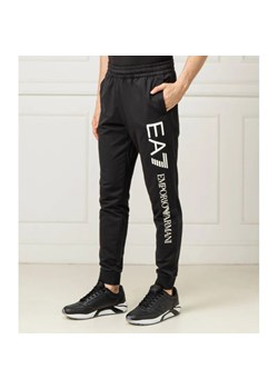 EA7 Spodnie dresowe | Regular Fit ze sklepu Gomez Fashion Store w kategorii Spodnie męskie - zdjęcie 185001929