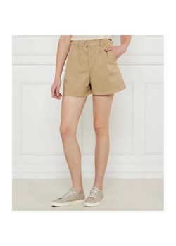 Tommy Jeans Szorty CLAIRE | Regular Fit ze sklepu Gomez Fashion Store w kategorii Szorty - zdjęcie 185002185