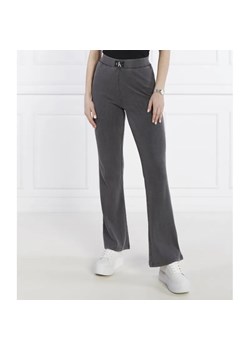 Calvin Klein Jeans Spodnie dresowe | Regular Fit ze sklepu Gomez Fashion Store w kategorii Spodnie damskie - zdjęcie 185002245