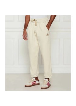Moose Knuckles Spodnie dresowe | Relaxed fit ze sklepu Gomez Fashion Store w kategorii Spodnie męskie - zdjęcie 185002859