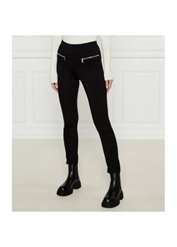 GUESS Spodnie cygaretki GISELE | Slim Fit ze sklepu Gomez Fashion Store w kategorii Spodnie damskie - zdjęcie 185003447