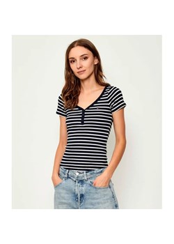 Tommy Jeans Bluzka HENLEY | Slim Fit ze sklepu Gomez Fashion Store w kategorii Bluzki damskie - zdjęcie 185004225