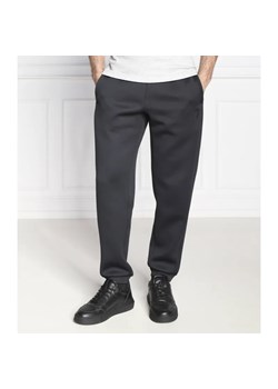 EA7 Spodnie dresowe | Regular Fit ze sklepu Gomez Fashion Store w kategorii Spodnie męskie - zdjęcie 185004306