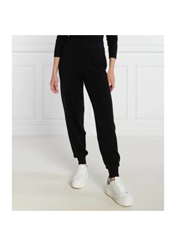 Armani Exchange Spodnie dresowe | Regular Fit | z dodatkiem wełny ze sklepu Gomez Fashion Store w kategorii Spodnie damskie - zdjęcie 185004558