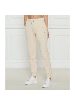 GUESS ACTIVE Spodnie dresowe COUTURE | Regular Fit ze sklepu Gomez Fashion Store w kategorii Spodnie damskie - zdjęcie 185004568