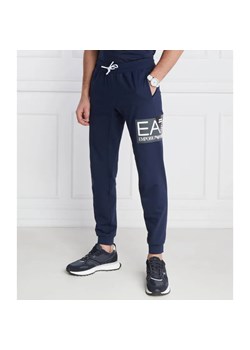 EA7 Spodnie dresowe | Regular Fit ze sklepu Gomez Fashion Store w kategorii Spodnie męskie - zdjęcie 185005818