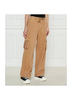 Tommy Jeans Spodnie cargo CANVAS | Loose fit ze sklepu Gomez Fashion Store w kategorii Spodnie damskie - zdjęcie 185006925