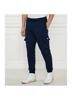 Tommy Jeans Spodnie dresowe | Regular Fit ze sklepu Gomez Fashion Store w kategorii Spodnie męskie - zdjęcie 185007055