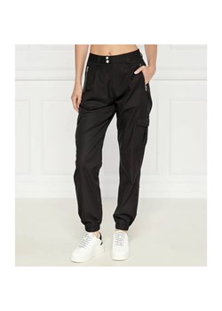 Tommy Jeans Spodnie cargo | Regular Fit ze sklepu Gomez Fashion Store w kategorii Spodnie damskie - zdjęcie 185007895