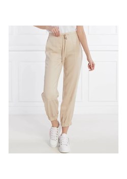 Joop! Spodnie jogger 58 JW242P179 | Regular Fit ze sklepu Gomez Fashion Store w kategorii Spodnie damskie - zdjęcie 185008087