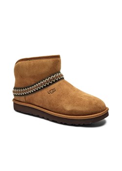 UGG Skórzane śniegowce CLASSIC MINI CRESCENT ze sklepu Gomez Fashion Store w kategorii Śniegowce damskie - zdjęcie 185008309