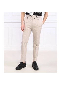 HUGO Spodnie dresowe Howie232X | Regular Fit ze sklepu Gomez Fashion Store w kategorii Spodnie męskie - zdjęcie 185010238