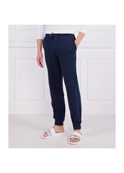Emporio Armani Spodnie dresowe | Regular Fit ze sklepu Gomez Fashion Store w kategorii Spodnie męskie - zdjęcie 185010377