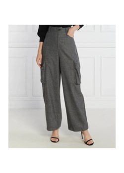 Pinko Spodnie | flare fit | z dodatkiem wełny ze sklepu Gomez Fashion Store w kategorii Spodnie damskie - zdjęcie 185010749