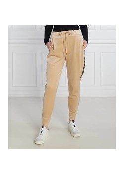 DKNY Spodnie dresowe | Regular Fit ze sklepu Gomez Fashion Store w kategorii Spodnie damskie - zdjęcie 185011079