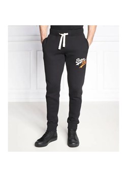 Superdry Spodnie dresowe | Regular Fit ze sklepu Gomez Fashion Store w kategorii Spodnie męskie - zdjęcie 185011389