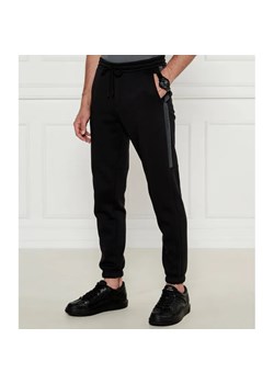 Calvin Klein Jeans Spodnie dresowe | Regular Fit ze sklepu Gomez Fashion Store w kategorii Spodnie męskie - zdjęcie 185011687