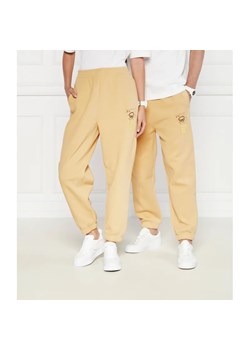 Lacoste Spodnie dresowe | Relaxed fit ze sklepu Gomez Fashion Store w kategorii Spodnie damskie - zdjęcie 185012226