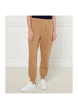 Tommy Hilfiger Spodnie dresowe | Regular Fit ze sklepu Gomez Fashion Store w kategorii Spodnie damskie - zdjęcie 185012848