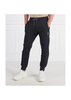 Armani Exchange Spodnie dresowe | Regular Fit ze sklepu Gomez Fashion Store w kategorii Spodnie męskie - zdjęcie 185012939