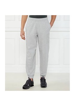 EA7 Spodnie dresowe | Regular Fit ze sklepu Gomez Fashion Store w kategorii Spodnie męskie - zdjęcie 185013058