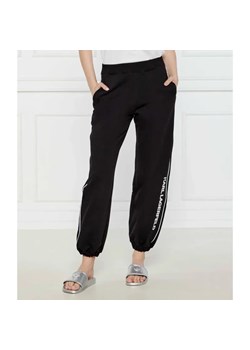 Karl Lagerfeld Spodnie dresowe | Regular Fit ze sklepu Gomez Fashion Store w kategorii Spodnie damskie - zdjęcie 185013427