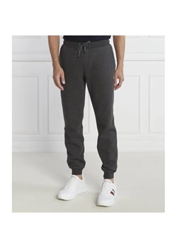 Tommy Hilfiger Spodnie dresowe | Regular Fit ze sklepu Gomez Fashion Store w kategorii Spodnie męskie - zdjęcie 185013686
