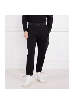 Emporio Armani Spodnie dresowe | Regular Fit ze sklepu Gomez Fashion Store w kategorii Spodnie męskie - zdjęcie 185013969