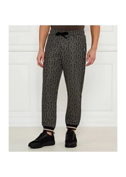 EA7 Spodnie dresowe | Regular Fit ze sklepu Gomez Fashion Store w kategorii Spodnie męskie - zdjęcie 185014528